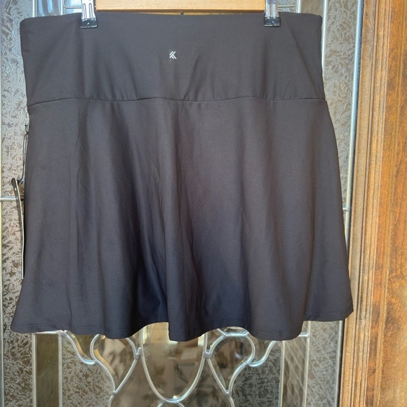 Kyodan Women's Black Skort - Picture 3 of 6